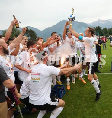 Fussball 1. Klasse C. Ludmannsdorf gegen Oberglan.. Meisterjubel   (Ludmannsdorf). Ludmannsdorf, am 9.6.2024.
Foto: Kuess
www.qspictures.net
---
pressefotos, pressefotografie, kuess, qs, qspictures, sport, bild, bilder, bilddatenbank