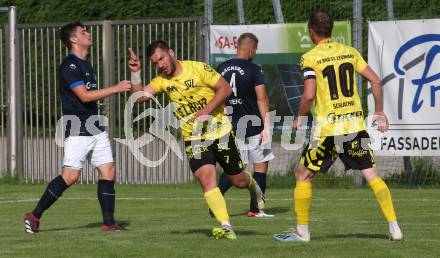 Fussball 1. Klasse D. Bad St. Leonhard gegen Eitweg .   Torjubel  Marcel Rene Pfennich (Bad St. Leonhard),   St. Bad St. Leonhard, am 8.6.2024.
Foto: Kuess
www.qspictures.net
---
pressefotos, pressefotografie, kuess, qs, qspictures, sport, bild, bilder, bilddatenbank