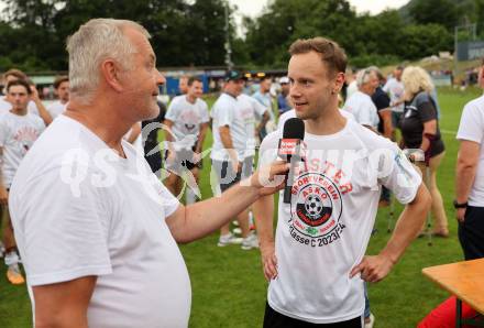 Fussball 1. Klasse C. Ludmannsdorf gegen Oberglan.. Meisterjubel Michael Augustin Jakopitsch    (Ludmannsdorf). Ludmannsdorf, am 9.6.2024.
Foto: Kuess
www.qspictures.net
---
pressefotos, pressefotografie, kuess, qs, qspictures, sport, bild, bilder, bilddatenbank