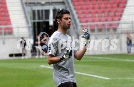 Fussball Bundesliga. Training SK Austria Klagenfurt. Tormanntrainer Marc Lamberger. Klagenfurt, am 24.6.2024.
Foto: Kuess
www.qspictures.net
---
pressefotos, pressefotografie, kuess, qs, qspictures, sport, bild, bilder, bilddatenbank