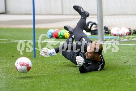 Fussball Bundesliga. Training SK Austria Klagenfurt. Marco Knaller.  Klagenfurt, am 24.6.2024.
Foto: Kuess
www.qspictures.net
---
pressefotos, pressefotografie, kuess, qs, qspictures, sport, bild, bilder, bilddatenbank