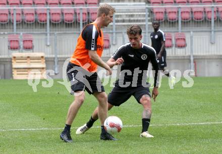 Fussball Bundesliga. Training SK Austria Klagenfurt.  Christopher Cvetko, Philipp Wydra. Klagenfurt, am 24.6.2024.
Foto: Kuess
www.qspictures.net
---
pressefotos, pressefotografie, kuess, qs, qspictures, sport, bild, bilder, bilddatenbank