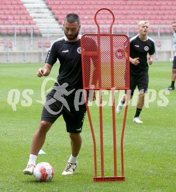 Fussball Bundesliga. Training SK Austria Klagenfurt. Kosmas Gkezos. Klagenfurt, am 24.6.2024.
Foto: Kuess
www.qspictures.net
---
pressefotos, pressefotografie, kuess, qs, qspictures, sport, bild, bilder, bilddatenbank