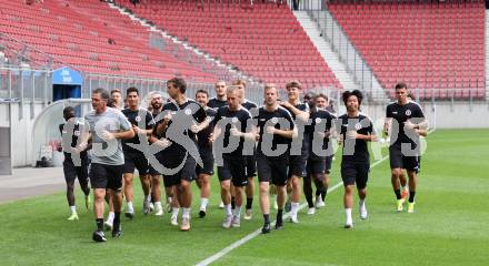 Fussball Bundesliga. Training SK Austria Klagenfurt.  Klagenfurt, am 24.6.2024.
Foto: Kuess
www.qspictures.net
---
pressefotos, pressefotografie, kuess, qs, qspictures, sport, bild, bilder, bilddatenbank