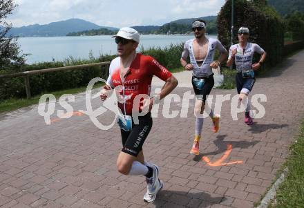 Ironman. Denis Chevrot (FRA), Arthur Horseau (FRA) Jon Saeveraas Breivold (NOR).. Klagenfurt, am 16.6.2024.
Foto: Kuess
---
pressefotos, pressefotografie, kuess, qs, qspictures, sport, bild, bilder, bilddatenbank