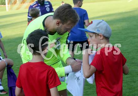 Fussball Testspiel. SK Austria Klagenfurt gegen Treibach.  Marco Knaller (Klagenfurt).  Gurnitz, am 28.6.2024.
Foto: Kuess
www.qspictures.net
---
pressefotos, pressefotografie, kuess, qs, qspictures, sport, bild, bilder, bilddatenbank