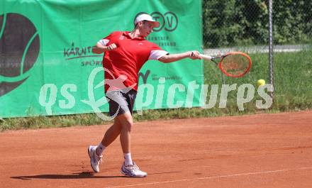 Tennis. Sportunion Klagenfurt gegen TC Annenheim. Yanik Schnneider (Klagenfurt). Klagenfurt, am 30.6.2024.
Foto: Kuess
---
pressefotos, pressefotografie, kuess, qs, qspictures, sport, bild, bilder, bilddatenbank