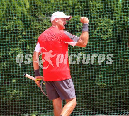 Tennis. Sportunion Klagenfurt gegen TC Annenheim. Jubel Marko Tkalec (Klagenfurt). Klagenfurt, am 30.6.2024.
Foto: Kuess
---
pressefotos, pressefotografie, kuess, qs, qspictures, sport, bild, bilder, bilddatenbank