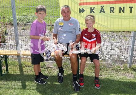 Fussball Bundesliga. Tag der offenen Tuer. SK Austria Klagenfurt.  .Trainer Peter Pacult.  Klagenfurt, am 6.7.2024.
Foto: Kuess
www.qspictures.net
---
pressefotos, pressefotografie, kuess, qs, qspictures, sport, bild, bilder, bilddatenbank