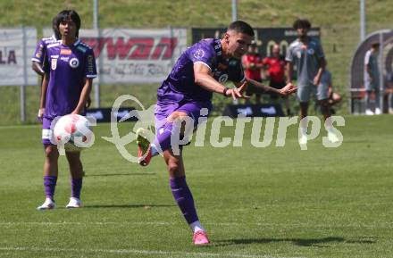 Fussball. Bundesliga. Tag der offenen Tuer. SK Austria Klagenfurt. David Toshevski. Klagenfurt, am 7.6.2024.
Foto: Kuess
---
pressefotos, pressefotografie, kuess, qs, qspictures, sport, bild, bilder, bilddatenbank