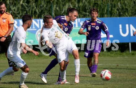 Fussball Testspiel. SK Austria Klagenfurt gegen Leoben.  Niklas Szerencsi, (Klagenfurt),  Nico Pichler  (Leoben). Glanegg, am 17.7.2024.
Foto: Kuess
www.qspictures.net
---
pressefotos, pressefotografie, kuess, qs, qspictures, sport, bild, bilder, bilddatenbank