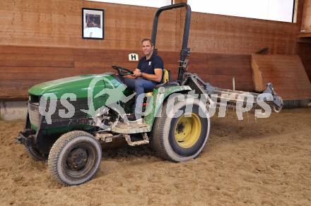 Dressurreiten. Homestory. Christian Schumach. Muraunberg, am 5.7.2024.
Foto: Kuess
---
pressefotos, pressefotografie, kuess, qs, qspictures, sport, bild, bilder, bilddatenbank