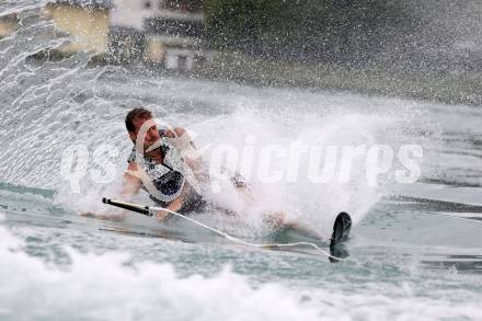 Schi Alpin. Wasserschi. OESV Medientermin.  Manuel Feller. Poertschach, am 4.7.2024.
Foto: Kuess
www.qspictures.net
---
pressefotos, pressefotografie, kuess, qs, qspictures, sport, bild, bilder, bilddatenbank