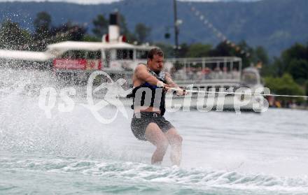 Schi Alpin. Wasserschi. OESV Medientermin.  Manuel Feller. Poertschach, am 4.7.2024.
Foto: Kuess
www.qspictures.net
---
pressefotos, pressefotografie, kuess, qs, qspictures, sport, bild, bilder, bilddatenbank