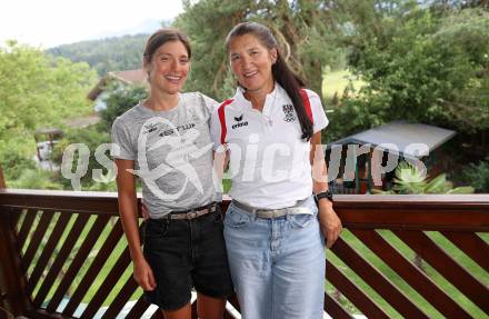 Triathlon. Homestory. Lisa Perterer, Mutter Manuela. Villach, am 24.6.2024.
Foto: Kuess
www.qspictures.net
---
pressefotos, pressefotografie, kuess, qs, qspictures, sport, bild, bilder, bilddatenbank