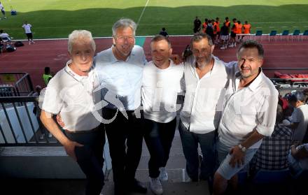 Fussball OEFB Cup. Velden gegen GAK.  Helmut Steiner, LH Peter Kaiser, Klaus Mitterdorfer, Walter KOgler, Bruno Mitterdorfer. Villach, am 26.7.2024.
Foto: Kuess
www.qspictures.net
---
pressefotos, pressefotografie, kuess, qs, qspictures, sport, bild, bilder, bilddatenbank