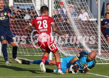 Fussball OEFB Cup. Velden gegen GAK. Alexander Kofler   (Velden), Dominik Frieser  (GAK). Villach, am 26.7.2024.
Foto: Kuess
www.qspictures.net
---
pressefotos, pressefotografie, kuess, qs, qspictures, sport, bild, bilder, bilddatenbank