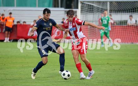 Fussball OEFB Cup. Velden gegen GAK. Roland Putsche  (Velden),  Romeo Vucic (GAK). Villach, am 26.7.2024.
Foto: Kuess
www.qspictures.net
---
pressefotos, pressefotografie, kuess, qs, qspictures, sport, bild, bilder, bilddatenbank