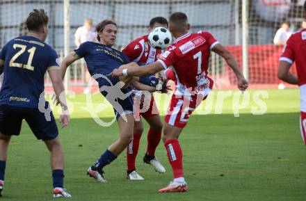 Fussball OEFB Cup. Velden gegen GAK.  Lukas Lausegger (Velden),  Murat Satin (GAK). Villach, am 26.7.2024.
Foto: Kuess
www.qspictures.net
---
pressefotos, pressefotografie, kuess, qs, qspictures, sport, bild, bilder, bilddatenbank