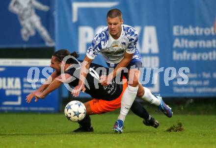 Fussball. Regionalliga. Treibach gegen SPG Wallern/St. Marienkirchen. Kiril Hristov Ristoskov  (Treibach), Oliver Affenzeller  (Wallern). Treibach, am 2.8.2024.
Foto: Kuess
www.qspictures.net
---
pressefotos, pressefotografie, kuess, qs, qspictures, sport, bild, bilder, bilddatenbank