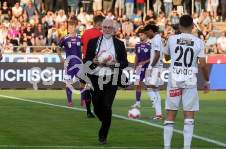 Fussball Bundesliga. WAC gegen SK Austria Klagenfurt. Bischof Josef Marketz.  Wolfsberg, am 3.8.2024.
Foto: Kuess
www.qspictures.net
---
pressefotos, pressefotografie, kuess, qs, qspictures, sport, bild, bilder, bilddatenbank