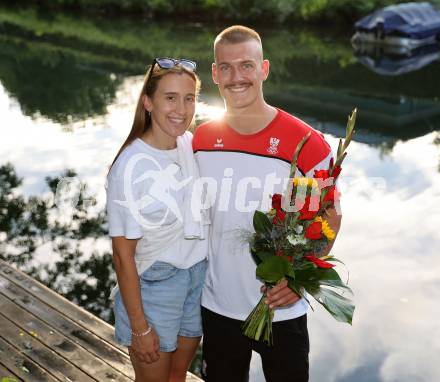 Wildwassersport. Kajak. Empfang Felix Oschmautz. Daniela Ulbing, Felix Oschmautz.. KLagenfurt, am 9.8.2024.
Foto: Kuess
---
pressefotos, pressefotografie, kuess, qs, qspictures, sport, bild, bilder, bilddatenbank