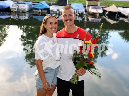 Wildwassersport. Kajak. Empfang Felix Oschmautz. Daniela Ulbing, Felix Oschmautz. KLagenfurt, am 9.8.2024.
Foto: Kuess
---
pressefotos, pressefotografie, kuess, qs, qspictures, sport, bild, bilder, bilddatenbank