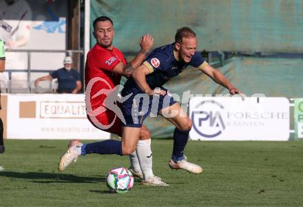 Fussball Kaerntner Liga. SAK gegen Velden.  Yosifov Svetlozar Angelov (SAK),  Mario Kroepfl (Velden). Welzenegg, am 10.8.2024.
Foto: Kuess
www.qspictures.net
---
pressefotos, pressefotografie, kuess, qs, qspictures, sport, bild, bilder, bilddatenbank