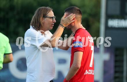 Fussball Kaerntner Liga. SAK gegen Velden. Trainer Richard Huber, Hrvoje Jakovljevic  (SAK),    Welzenegg, am 10.8.2024.
Foto: Kuess
www.qspictures.net
---
pressefotos, pressefotografie, kuess, qs, qspictures, sport, bild, bilder, bilddatenbank