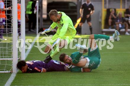 Fussball Bundesliga. SK Austria Klagenfurt gegen SK Rapid. Simon Straudi, Marco Knaller,,   (Klagenfurt),  Dion Drena Beljo (Rapid).  Klagenfurt, am 11.8.2024.
Foto: Kuess
www.qspictures.net
---
pressefotos, pressefotografie, kuess, qs, qspictures, sport, bild, bilder, bilddatenbank