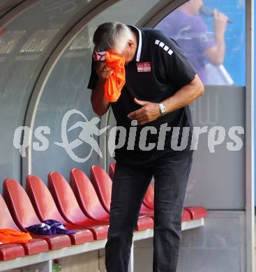 Fussball Bundesliga. SK Austria Klagenfurt gegen SK Rapid.  Trainer Peter Pacult (Klagenfurt).  Klagenfurt, am 11.8.2024.
Foto: Kuess
www.qspictures.net
---
pressefotos, pressefotografie, kuess, qs, qspictures, sport, bild, bilder, bilddatenbank