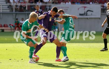 Fussball Bundesliga. SK Austria Klagenfurt gegen SK Rapid.  David Toshevski, (Klagenfurt), Moritz Oswald, Louis Schaub  (Rapid).  Klagenfurt, am 11.8.2024.
Foto: Kuess
www.qspictures.net
---
pressefotos, pressefotografie, kuess, qs, qspictures, sport, bild, bilder, bilddatenbank