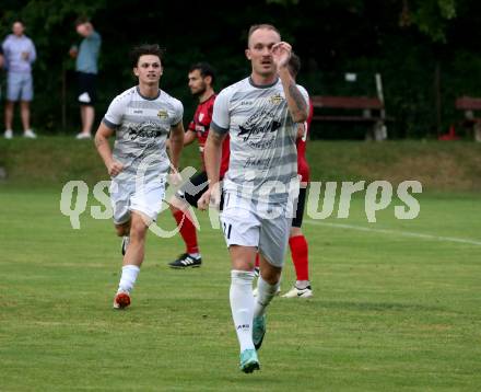 Fussball Kaerntner Liga. ATUS Ferlach gegen Koettmannsdorf. Torjubel Aner Mandzic    (Koettmannsdorf). Ferlach, 14.8.2024.
Foto: Kuess
www.qspictures.net
---
pressefotos, pressefotografie, kuess, qs, qspictures, sport, bild, bilder, bilddatenbank