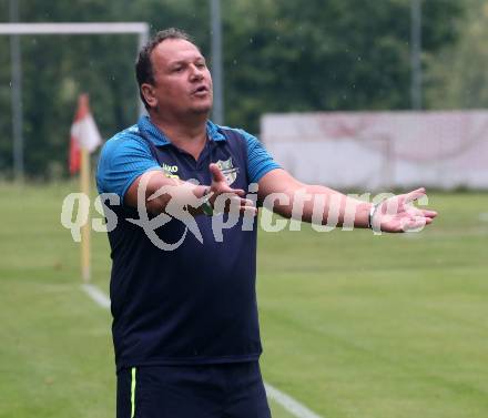 Fussball Kaerntner Liga. ATUS Ferlach gegen Koettmannsdorf.  Trainer Alexander Suppantschitsch (Koettmannsdorf). Ferlach, 14.8.2024.
Foto: Kuess
www.qspictures.net
---
pressefotos, pressefotografie, kuess, qs, qspictures, sport, bild, bilder, bilddatenbank