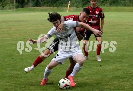 Fussball Kaerntner Liga. ATUS Ferlach gegen Koettmannsdorf. Dominik Mak  (Ferlach),  Sandro Franz Wilplinger (Koettmannsdorf). Ferlach, 14.8.2024.
Foto: Kuess
www.qspictures.net
---
pressefotos, pressefotografie, kuess, qs, qspictures, sport, bild, bilder, bilddatenbank