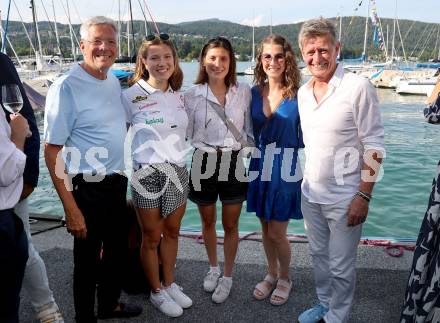 Segeln. Empfang Olympiasiegerin Lara Vadlau.   LH Peter Kaiser, Rosa Donner, Lisa Perterer, Stefanie Wriessnik, Arno Arthofer. Velden, am 15.8.2024.
Foto: Kuess
www.qspictures.net
---
pressefotos, pressefotografie, kuess, qs, qspictures, sport, bild, bilder, bilddatenbank