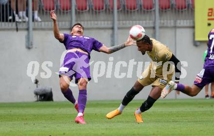 Fussball Bundesliga. SK Austria Klagenfurt gegen SK Puntigamer Sturm Graz. David Toshevski, (Klagenfurt), Emanuel Aiwu  (Graz).  Klagenfurt, am 17.8.2024.
Foto: Kuess
www.qspictures.net
---
pressefotos, pressefotografie, kuess, qs, qspictures, sport, bild, bilder, bilddatenbank