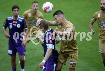 Fussball Bundesliga. SK Austria Klagenfurt gegen SK Puntigamer Sturm Graz.  Christopher Cvetko,  (Klagenfurt),  Dimitri Dominique Lavalee (Graz).  Klagenfurt, am 17.8.2024.
Foto: Kuess
www.qspictures.net
---
pressefotos, pressefotografie, kuess, qs, qspictures, sport, bild, bilder, bilddatenbank