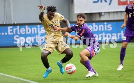 Fussball Bundesliga. SK Austria Klagenfurt gegen SK Puntigamer Sturm Graz. Simon Straudi,  (Klagenfurt),  Seedyahmed Tijan Jatta (Graz).  Klagenfurt, am 17.8.2024.
Foto: Kuess
www.qspictures.net
---
pressefotos, pressefotografie, kuess, qs, qspictures, sport, bild, bilder, bilddatenbank