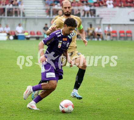 Fussball Bundesliga. SK Austria Klagenfurt gegen SK Puntigamer Sturm Graz. Ben Bobzien,  (Klagenfurt),  Jon Gorenc Stankovic (Graz).  Klagenfurt, am 17.8.2024.
Foto: Kuess
www.qspictures.net
---
pressefotos, pressefotografie, kuess, qs, qspictures, sport, bild, bilder, bilddatenbank