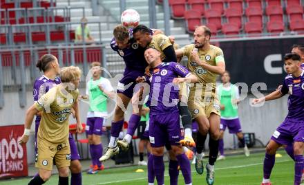 Fussball Bundesliga. SK Austria Klagenfurt gegen SK Puntigamer Sturm Graz.  Christopher Wernitznig, Jannik Robatsch (Klagenfurt),  Emanuel Aiwu, Jon Gorenc Stankovic  (Graz).  Klagenfurt, am 17.8.2024.
Foto: Kuess
www.qspictures.net
---
pressefotos, pressefotografie, kuess, qs, qspictures, sport, bild, bilder, bilddatenbank