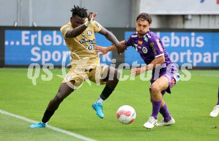 Fussball Bundesliga. SK Austria Klagenfurt gegen SK Puntigamer Sturm Graz. Simon Straudi,  (Klagenfurt), Seedy Jatta  (Graz).  Klagenfurt, am 17.8.2024.
Foto: Kuess
www.qspictures.net
---
pressefotos, pressefotografie, kuess, qs, qspictures, sport, bild, bilder, bilddatenbank