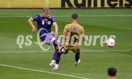 Fussball Bundesliga. SK Austria Klagenfurt gegen SK Puntigamer Sturm Graz. Jonas Kuehn,  (Klagenfurt),  Tomi Horvat (Graz).  Klagenfurt, am 17.8.2024.
Foto: Kuess
www.qspictures.net
---
pressefotos, pressefotografie, kuess, qs, qspictures, sport, bild, bilder, bilddatenbank