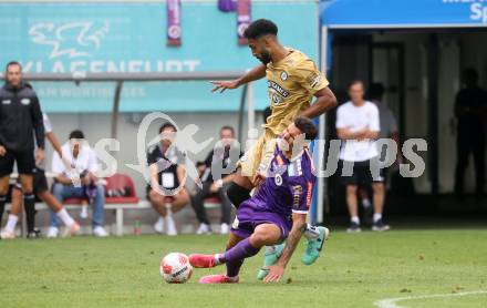 Fussball Bundesliga. SK Austria Klagenfurt gegen SK Puntigamer Sturm Graz. David Toshevski,  (Klagenfurt), Gregory Wuethrich  (Graz).  Klagenfurt, am 17.8.2024.
Foto: Kuess
www.qspictures.net
---
pressefotos, pressefotografie, kuess, qs, qspictures, sport, bild, bilder, bilddatenbank