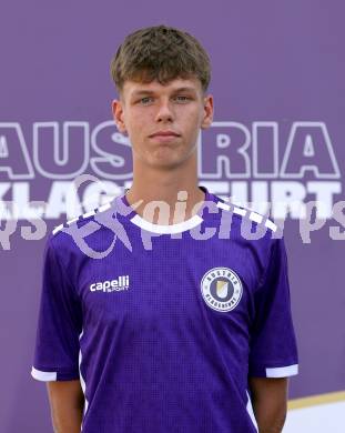 Fussball Nachwuchs. Akademie. SK Austria Klagenfurt. Mannschaftsfototermin. U16. Florian Egger. 
Foto: Kuess
www.qspictures.net
---
pressefotos, pressefotografie, kuess, qs, qspictures, sport, bild, bilder, bilddatenbank