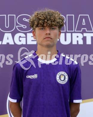 Fussball Nachwuchs. Akademie. SK Austria Klagenfurt. Mannschaftsfototermin. U16. Miha Zimmermann. 
Foto: Kuess
www.qspictures.net
---
pressefotos, pressefotografie, kuess, qs, qspictures, sport, bild, bilder, bilddatenbank