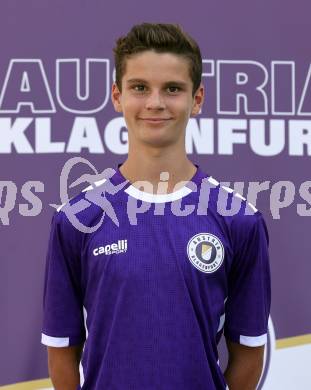 Fussball Nachwuchs. Akademie. SK Austria Klagenfurt. Mannschaftsfototermin. U16. Fabio Krainz. 
Foto: Kuess
www.qspictures.net
---
pressefotos, pressefotografie, kuess, qs, qspictures, sport, bild, bilder, bilddatenbank