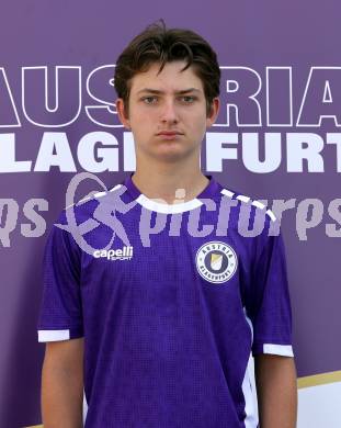 Fussball Nachwuchs. Akademie. SK Austria Klagenfurt. Mannschaftsfototermin. U16. Felix Stingl. 
Foto: Kuess
www.qspictures.net
---
pressefotos, pressefotografie, kuess, qs, qspictures, sport, bild, bilder, bilddatenbank