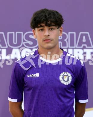 Fussball Nachwuchs. Akademie. SK Austria Klagenfurt. Mannschaftsfototermin. U18. Jakob Sturm. 
Foto: Kuess
www.qspictures.net
---
pressefotos, pressefotografie, kuess, qs, qspictures, sport, bild, bilder, bilddatenbank