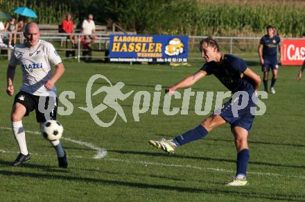 Fussball Kaerntner Liga. Velden gegen Bleiburg.  Marlon Louis Winter (Velden),   Nikola Tolimir (Bleiburg).  St. Egyden, am 24.8.2024.
Foto: Kuess
www.qspictures.net
---
pressefotos, pressefotografie, kuess, qs, qspictures, sport, bild, bilder, bilddatenbank